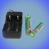 Caricabatterie 2x 18650 cellule 110-240V con due celle agli ioni di litio