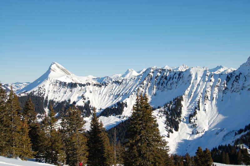 La Dent de Lys depuis le Molard