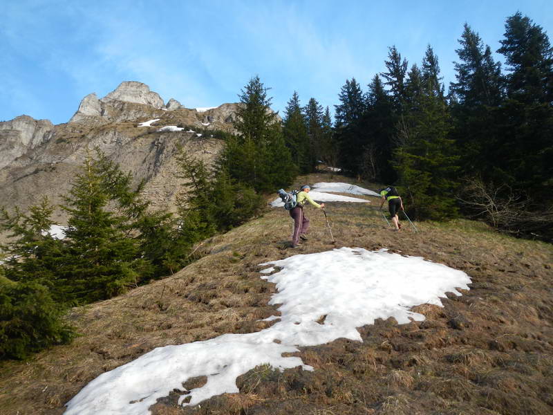 Dans la face ouest de la Pointe d'Aveneyre